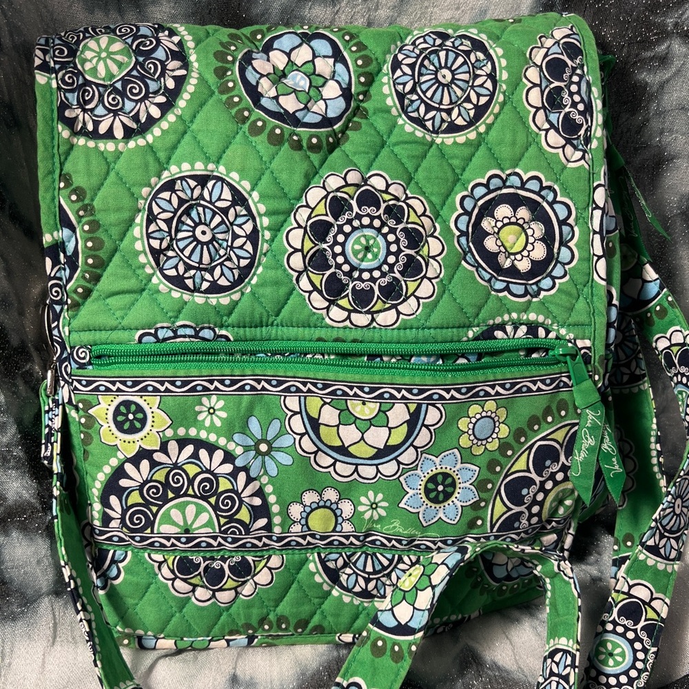Vera Bradley Quilted Cupcakes Green Pattern Crossbody Purse Flap Closure